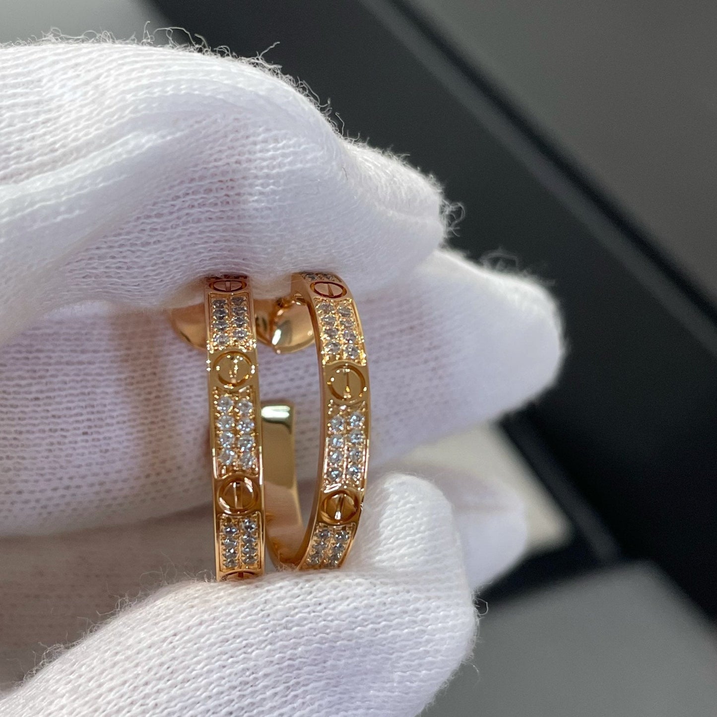 [Renovia Jewelry]LOVE DIAMOND PINK GOLD HOOP EARRINGS