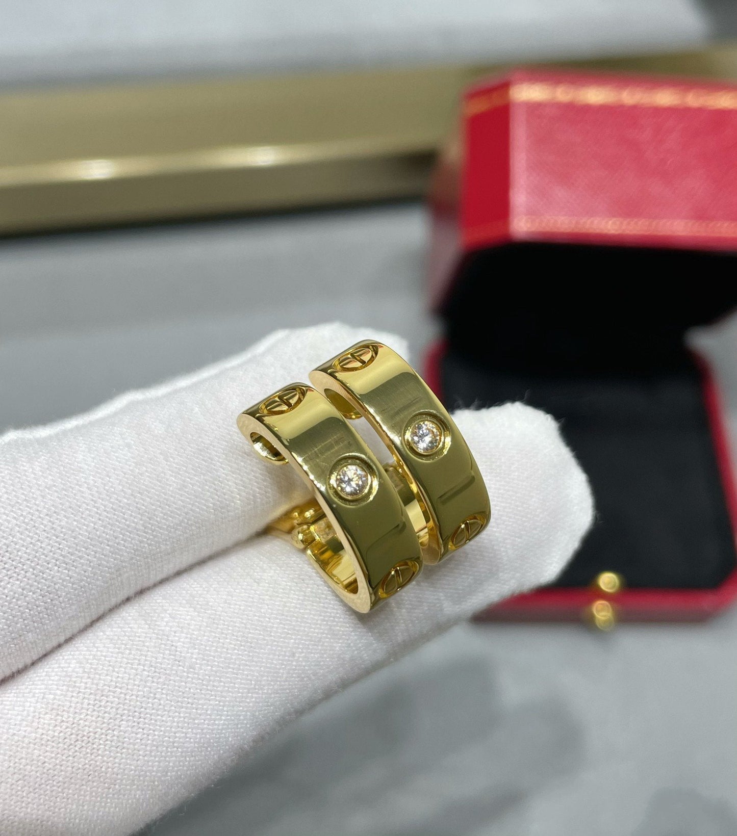 [Renovia Jewelry]LOVE 5.5MM 1 DIAMOND EARRINGS