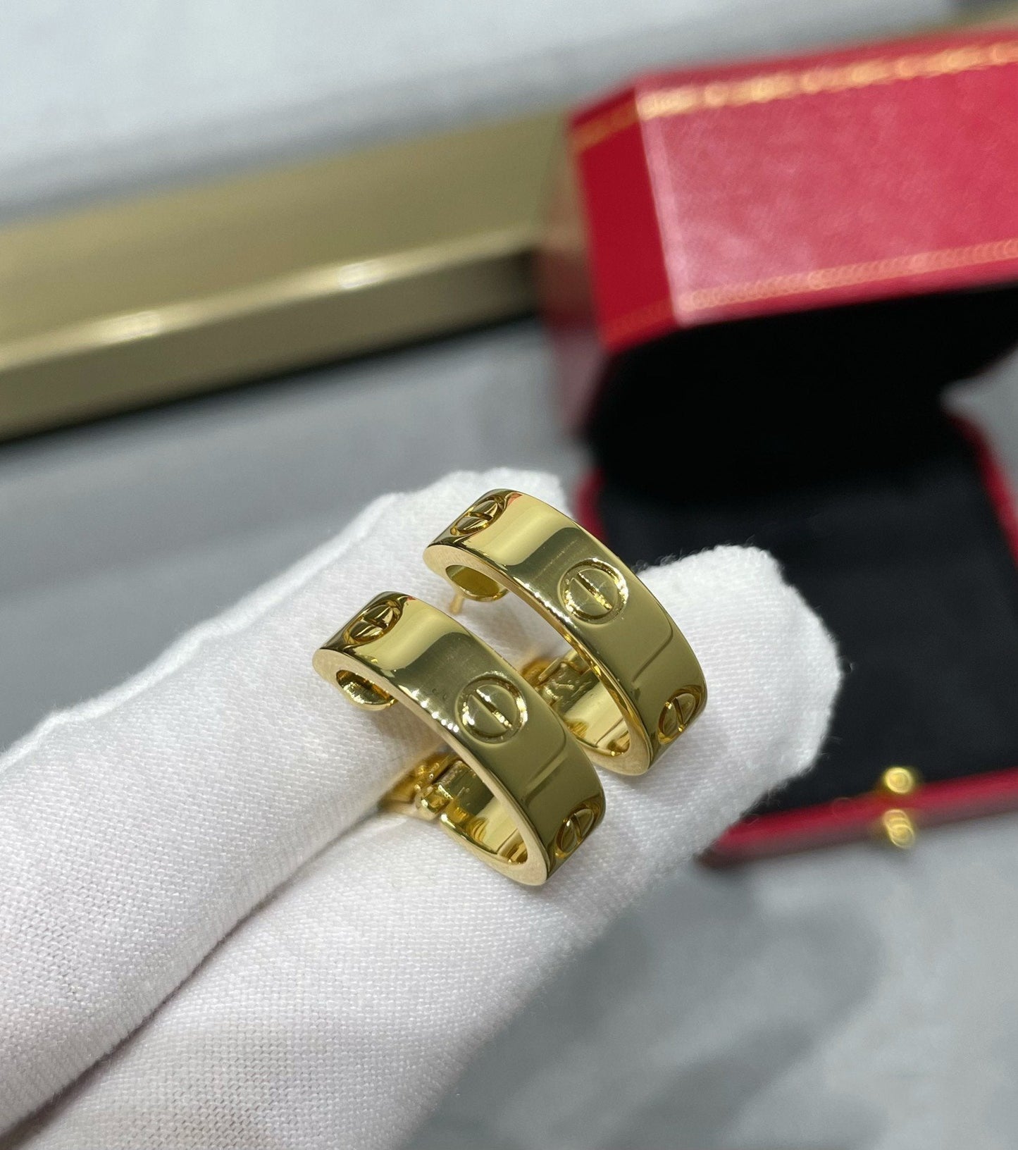 [Renovia Jewelry]LOVE 5.5MM EARRINGS