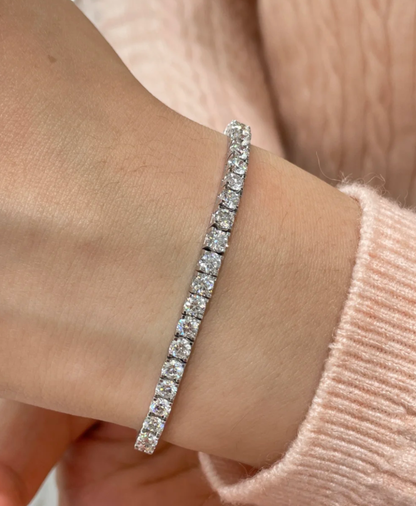 [Renovia Jewelry]  CLASSIC BASEBALL BRACELAT, 52 DIAMOND
